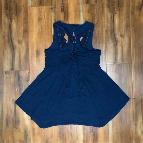 HARLOW | Long Blue Flowy Top - Picture 3 of 4